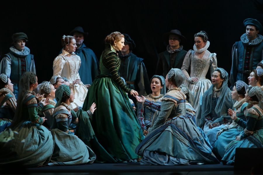 Don Carlos di Giuseppe Verdi, regia di Giorgio Barberio Corsetti: costumi di Angela Buscemi